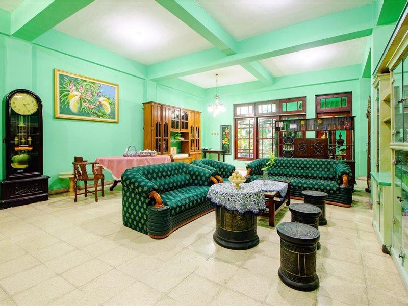 Spot On 2107 Ijo Pupus Syariah Residence Baturetno Eksteriør bilde