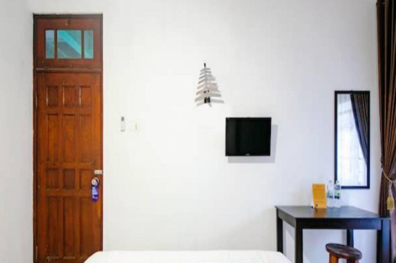 Spot On 2107 Ijo Pupus Syariah Residence Baturetno Eksteriør bilde